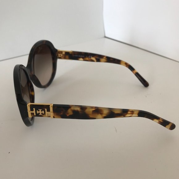 Tory Burch Sunglasses with Case - Picture 4 of 10